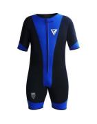 TRAJES